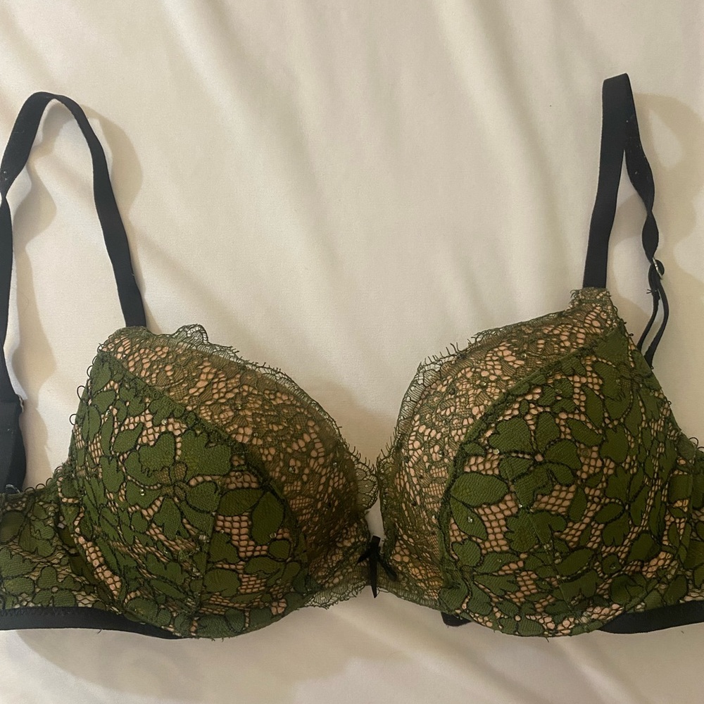 Victoria Secret 34C Dream Angels push-up bra
